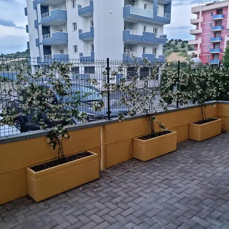 Casamare Apartment *